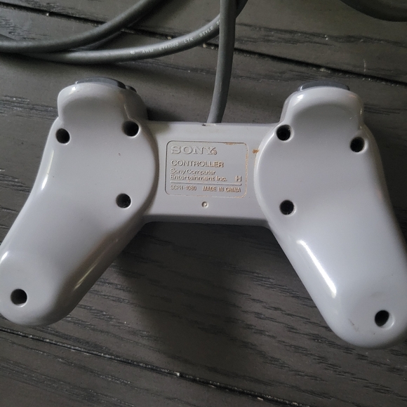 Authentic PlayStation 1 Controller Official Sony PS1 Controller OEM - Picture 2 of 4